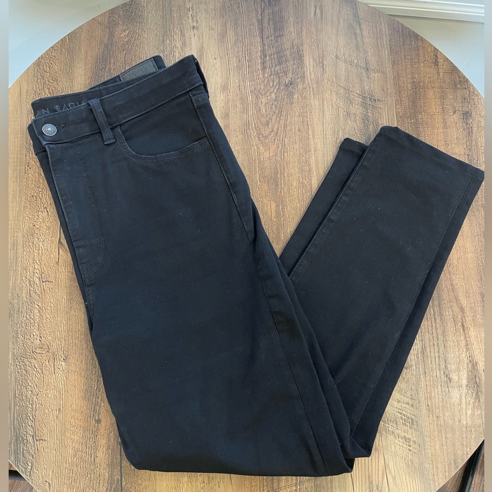American Eagle super high rise black jegging size 14